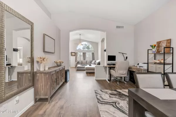 316 E LAREDO Avenue, Gilbert, AZ 85296