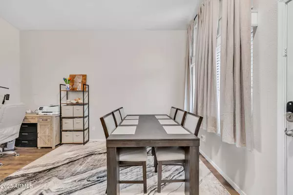 316 E LAREDO Avenue, Gilbert, AZ 85296