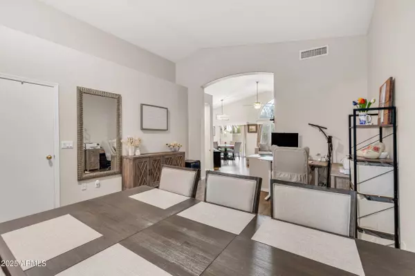 316 E LAREDO Avenue, Gilbert, AZ 85296