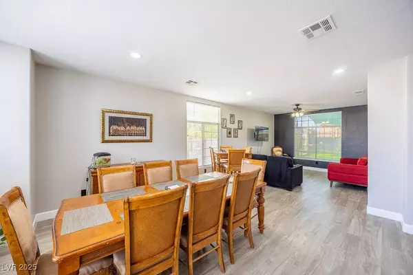 747 Canyon Crest DR, Las Vegas, NV 89123