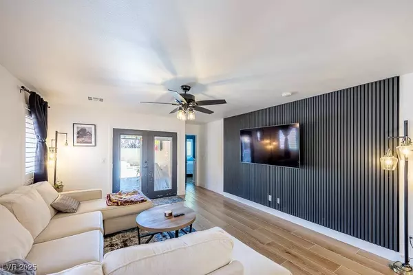 4829 River Splash AVE, Las Vegas, NV 89131