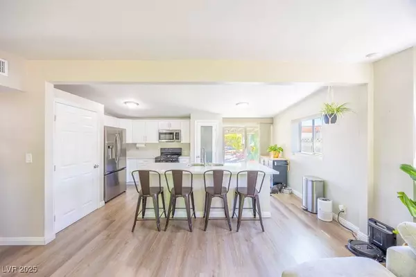 1615 Flower AVE, North Las Vegas, NV 89030