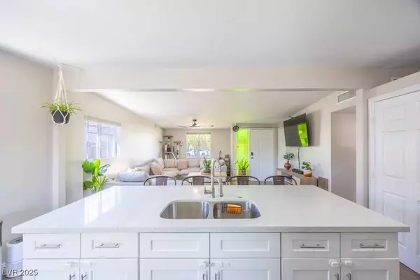 1615 Flower AVE, North Las Vegas, NV 89030