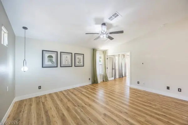 8217 Cabin Springs AVE, Las Vegas, NV 89131