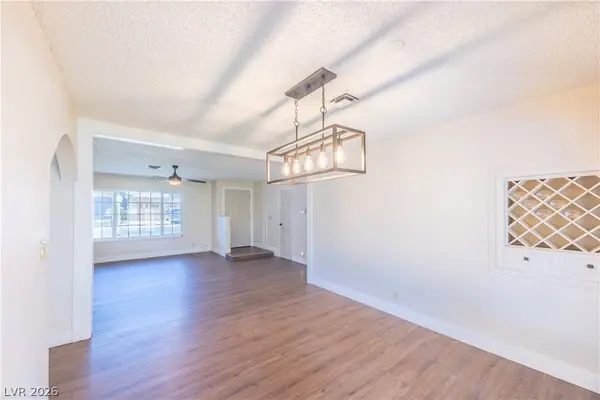 4571 E Cleveland AVE, Las Vegas, NV 89104