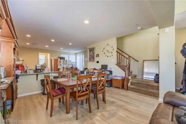 223 Heathrow Lake AVE, North Las Vegas, NV 89084