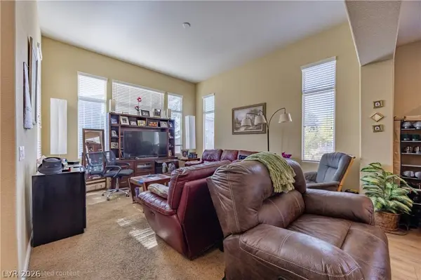 223 Heathrow Lake AVE, North Las Vegas, NV 89084