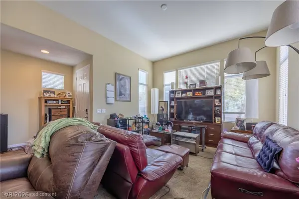 223 Heathrow Lake AVE, North Las Vegas, NV 89084