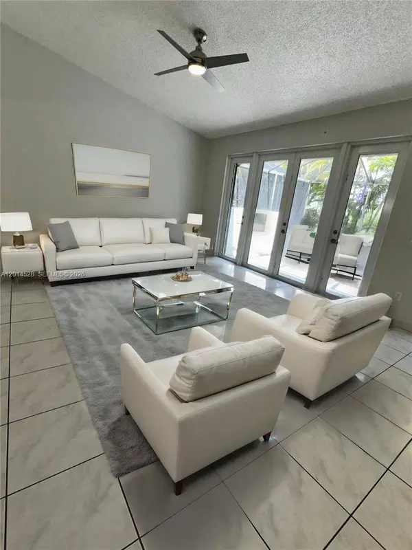 4745 NW 98th Pl, Doral, FL 33178