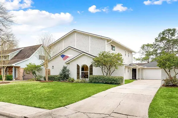 12119 Westmere DR, Houston, TX 77077