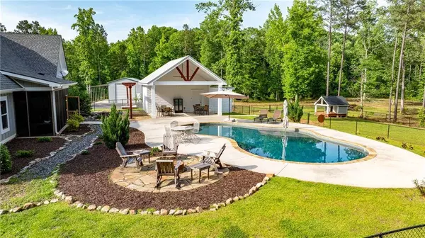 208 Perkins RD, Milner, GA 30257