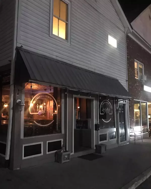 42 Charles Colman Blvd, Pawling, NY 12564-1117