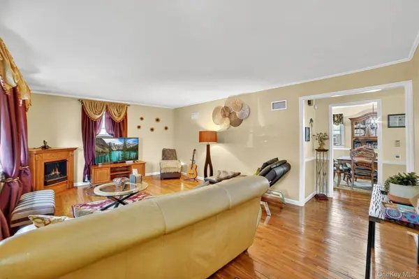 3 Forest AVE, Ossining, NY 10562