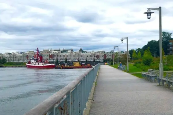 d-gloria-hernandez-white-plains-ny-River-Walk-1-600x400