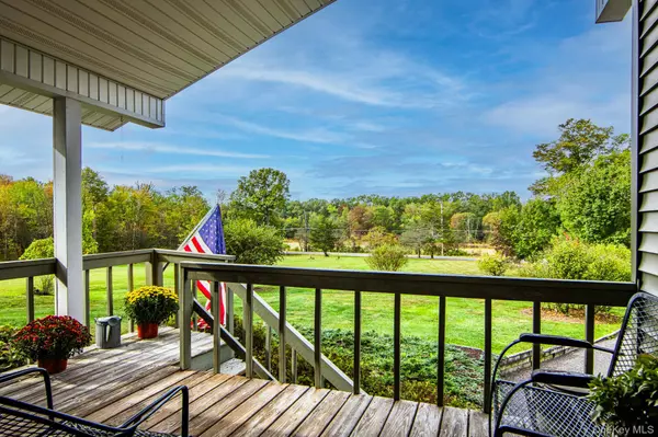 284 Ohaire RD, Middletown, NY 10941