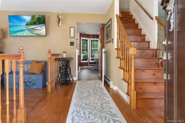 12 Chapel RD, Newburgh, NY 12550