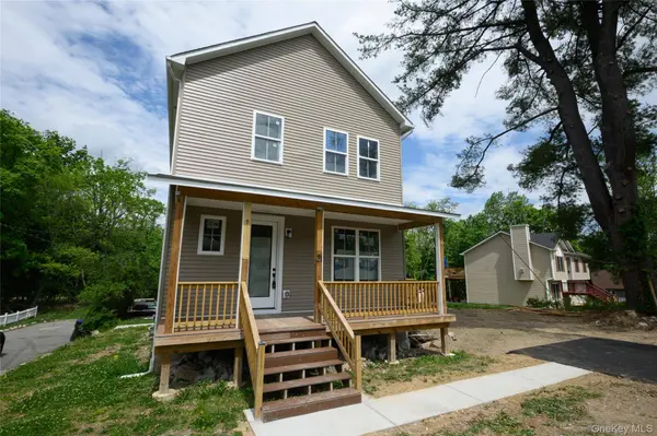 81 Silver Lake Sctn RD, Middletown, NY 10940