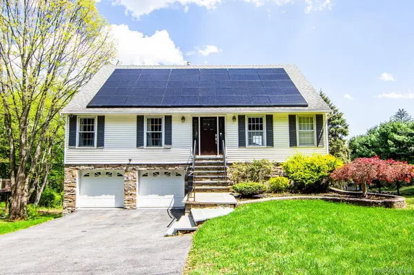 10 Sunset HTS, Monroe, NY 10950