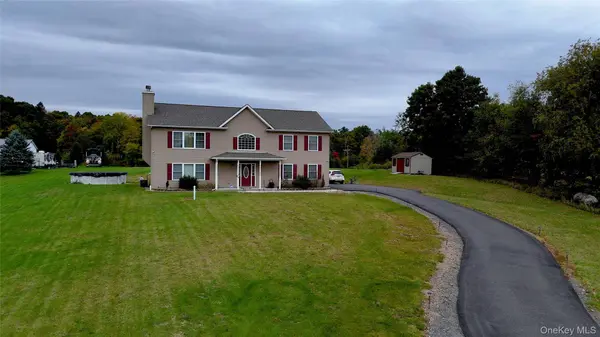 6 Beverly RD, Middletown, NY 10940
