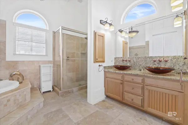 4070 Gulfwind Court, Gulf Shores, AL 36542-8083