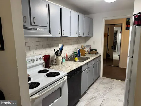 27303 VALLEY RUN DR #303, Wilmington, DE 19810