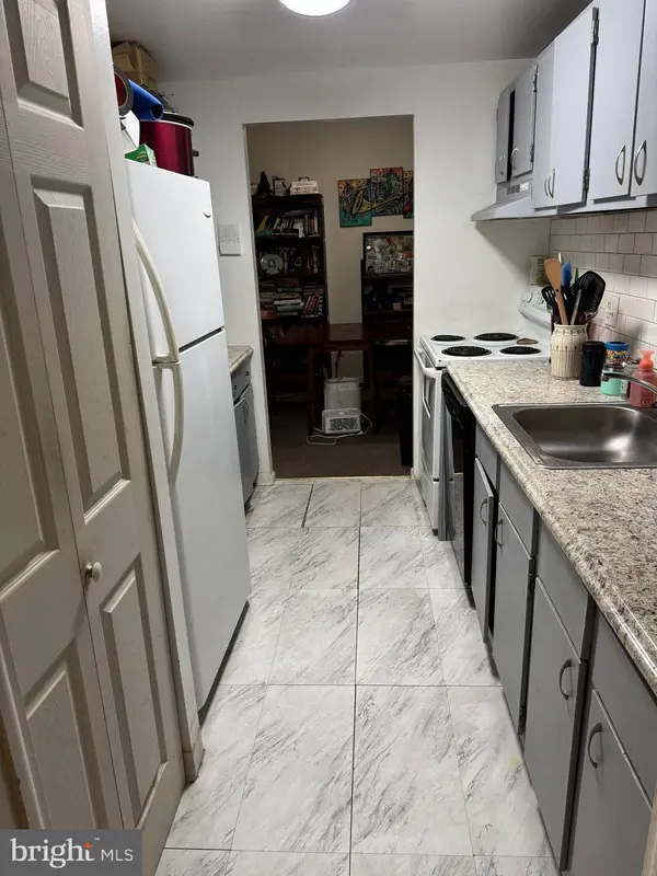27303 VALLEY RUN DR #303, Wilmington, DE 19810