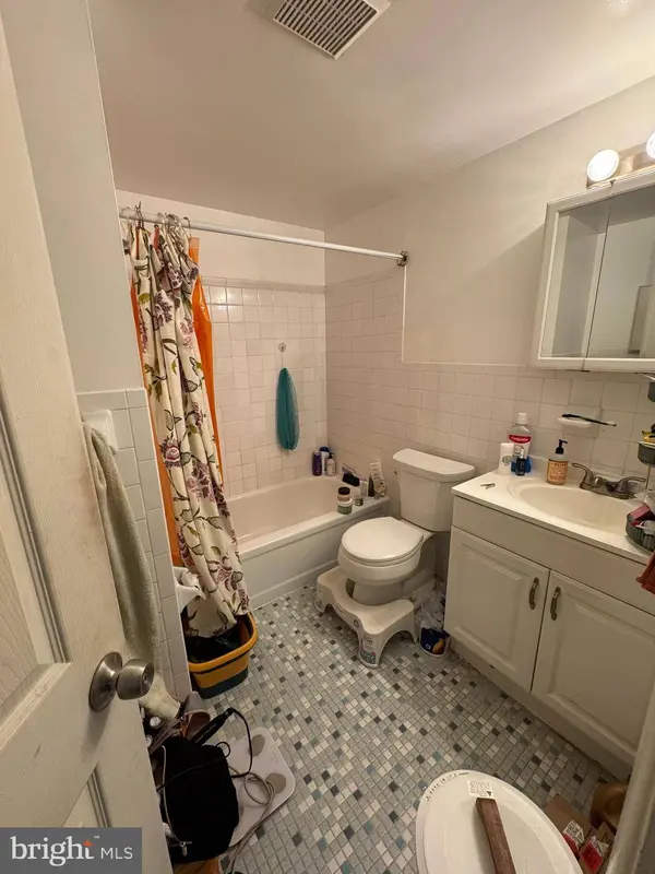 27303 VALLEY RUN DR #303, Wilmington, DE 19810