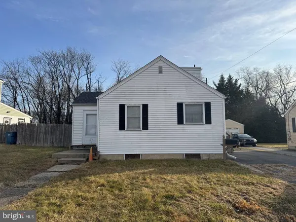 56 YALE AVE, New Castle, DE 19720