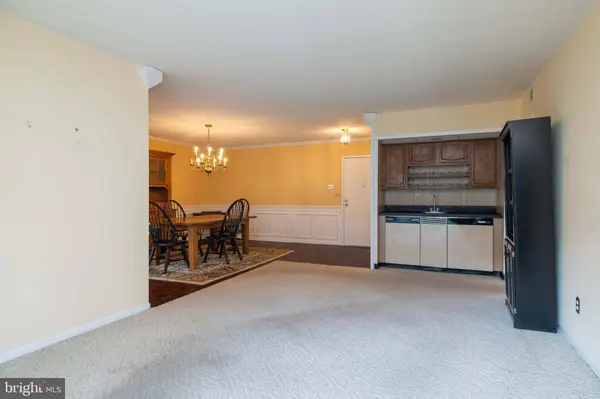 2302 HEATHER CT #2302, Wilmington, DE 19809
