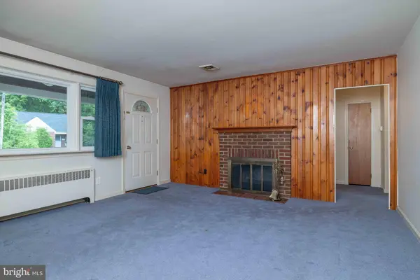 4636 BAILEY DR, Wilmington, DE 19808