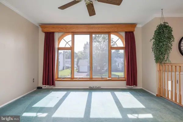 1209 GRAYROCK RD, Newark, DE 19713