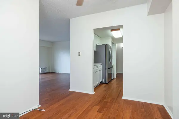 27602 VALLEY RUN DR #602, Wilmington, DE 19810