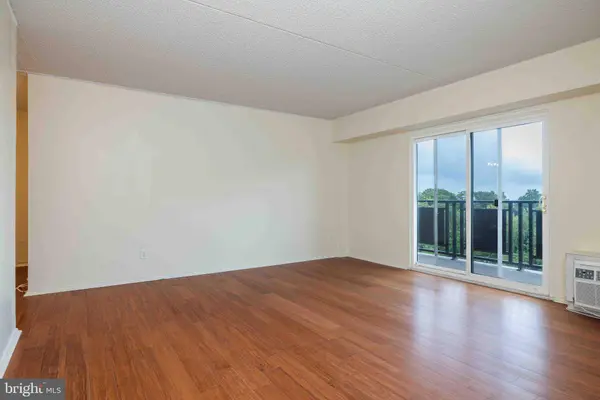 27602 VALLEY RUN DR #602, Wilmington, DE 19810