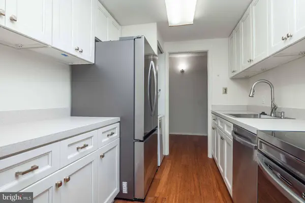27602 VALLEY RUN DR #602, Wilmington, DE 19810