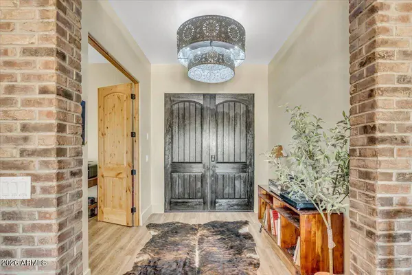 1564 S FLORES Lane, Benson, AZ 85602