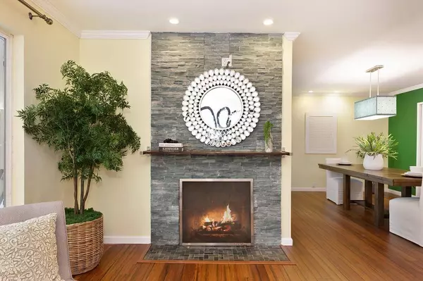 45 Sandburg DR, Sacramento, CA 95819