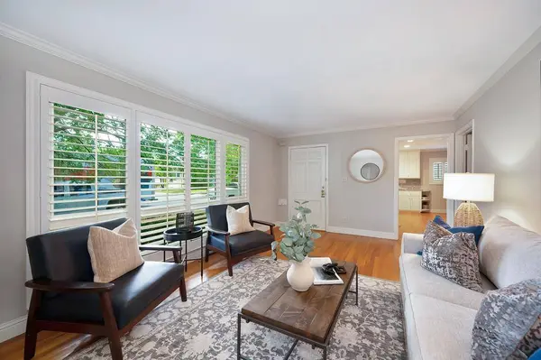 209 43rd St, Sacramento, CA 95819