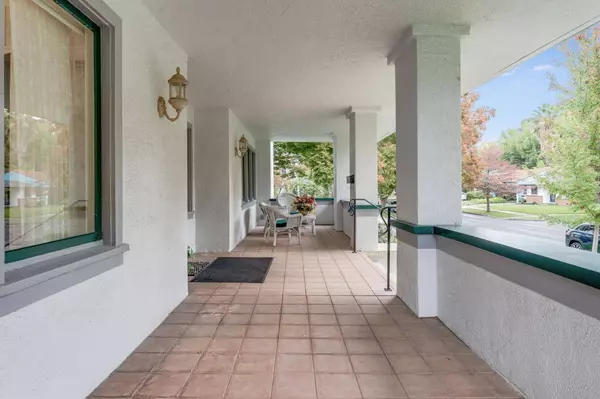 1863 Vallejo WAY, Sacramento, CA 95818