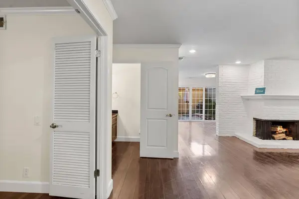 1310 Commons DR, Sacramento, CA 95825