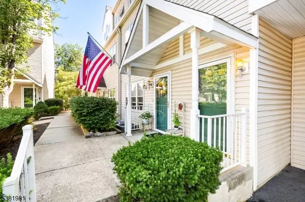 23 Bristol Ct #23, Lincoln Park Boro, NJ 07035