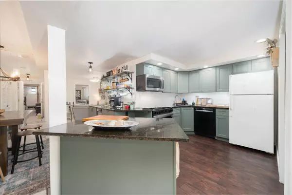 313 18TH ST, Union City, NJ 07087