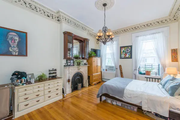 208 5TH ST  #2, Jc Downtown, NJ 07302