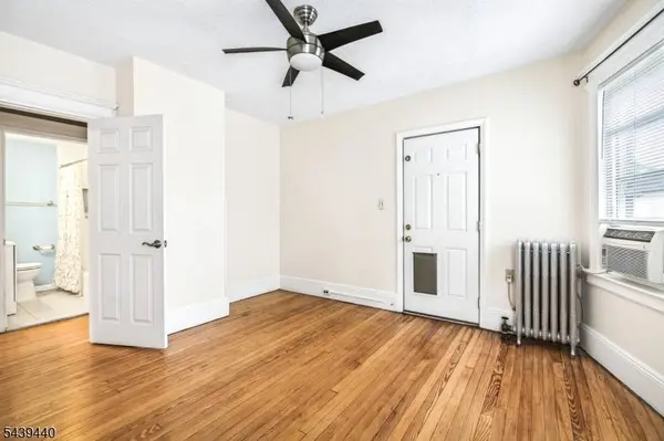 97 Berkeley Ave #2, Bloomfield Twp., NJ 07003