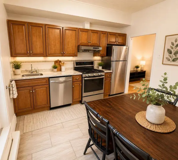 82 VROOM ST #A, Jc Journal Square, NJ 07306