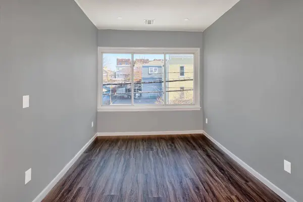445 LIBERTY AVE  #2, Jc Heights, NJ 07307