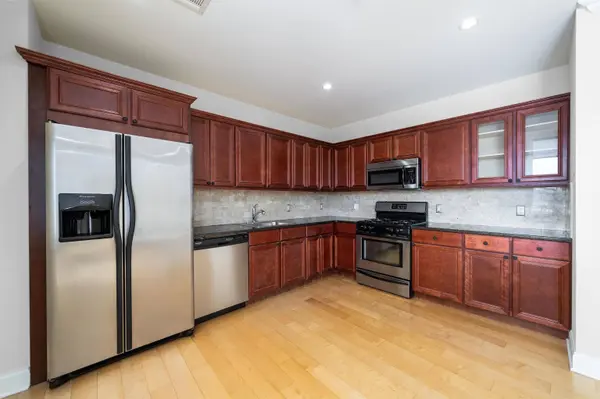 769 MONTGOMERY ST #501, Jc Journal Square, NJ 07306