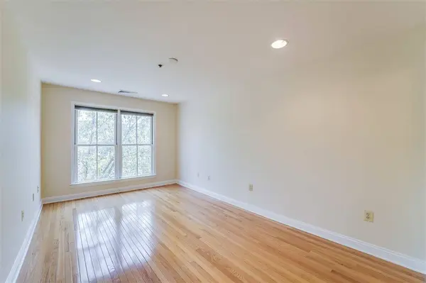 84 ADAMS ST  #3D, Hoboken, NJ 07030