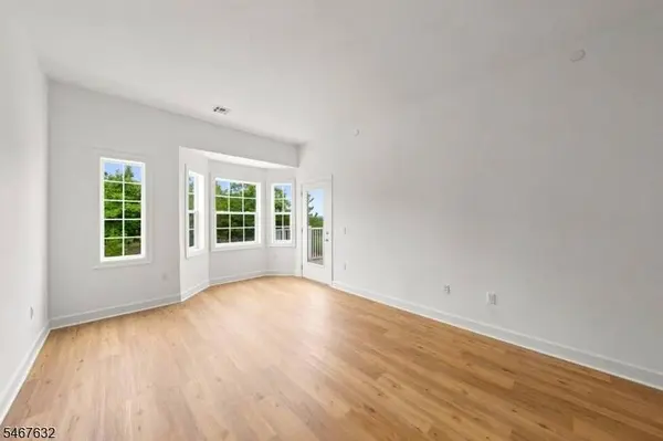 17 Hook Mt Rd #209, Montville Twp., NJ 07058