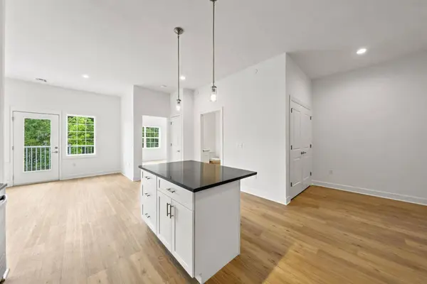 17 HOOK MOUNTAIN RD #212, Montville Township, NJ 07045