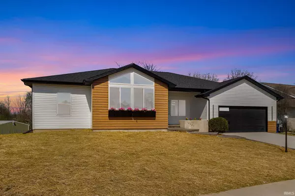 16327 Hawk Ridge, Harlan, IN 46743-9767